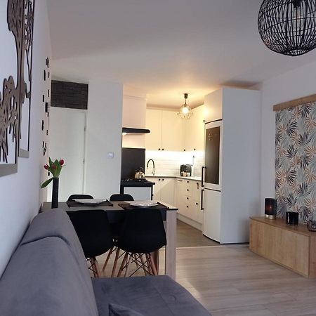 Apartament Rodzinny Domino - Plaza Jelitkowo - Ergo Arena - Azw Gdansk Ngoại thất bức ảnh