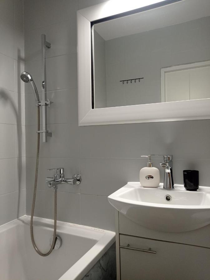 Apartament Rodzinny Domino - Plaza Jelitkowo - Ergo Arena - Azw Gdansk Ngoại thất bức ảnh